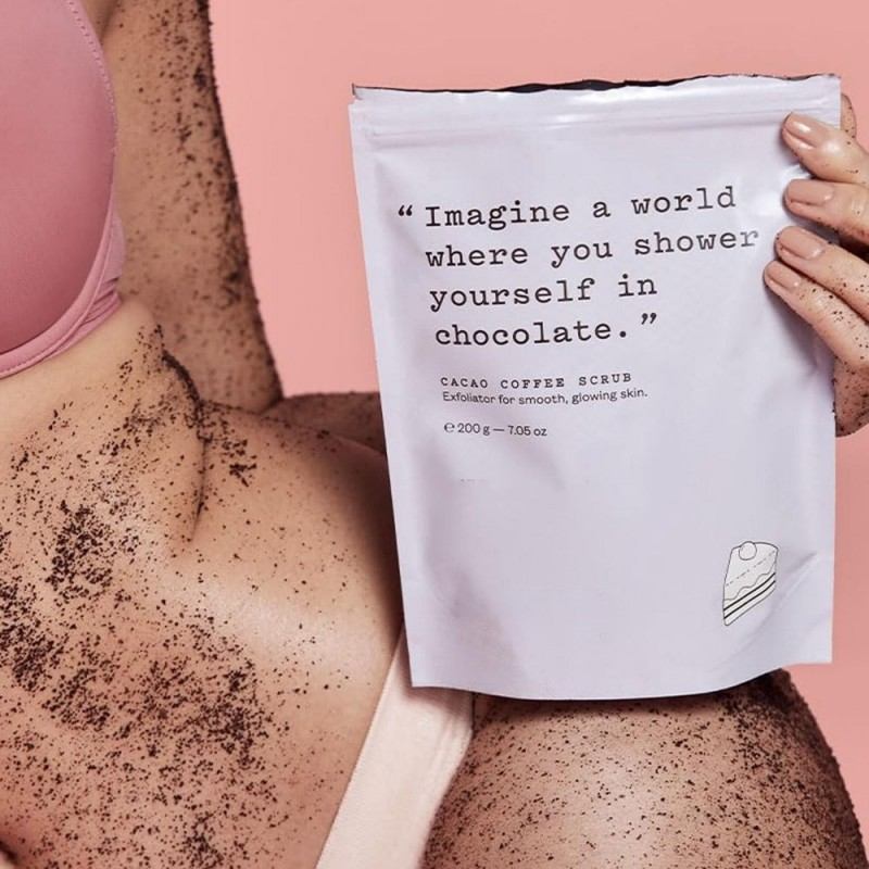 Volles Body နှင့် Foot Scrub သည်အရေပြားစောင့်ရှောက်မှုအတွက်ခရီးအသစ်တစ်ခုကိုပေးသည်